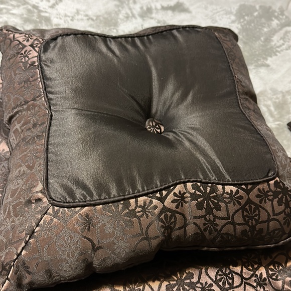 Decorative Bed Pillow + 2 standard Shams Shade of Chocolate Brown - Picture 8 of 10